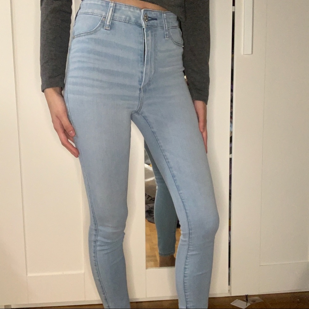 Abercrombie High Rise Jean Legging Light Wash